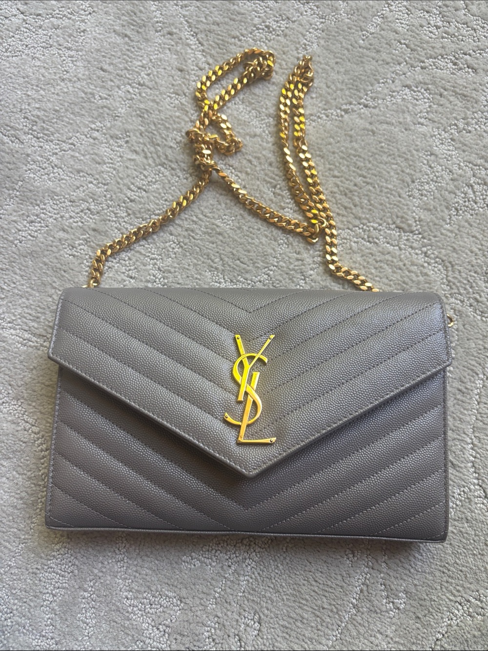 Saint Laurent Large Cassandre Wallet on Chain in Grained Leather .